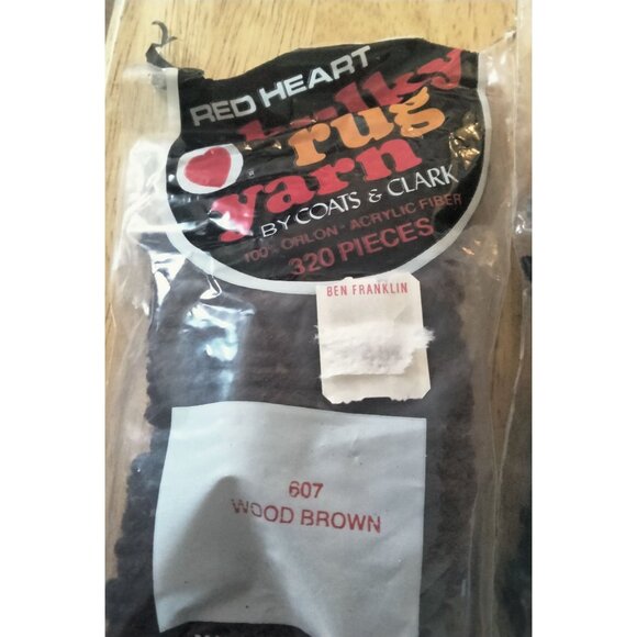 Red Heart Bulky Rug Yarn Hook Latch Black White Brown Tan lot 4 Colors - Picture 3 of 8